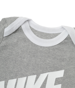 Nike(ナイキ) |ベビー(6-12M) セット商品 NIKE(ナイキ) NHN FUTURA LOGO BOX SET