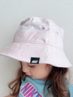 Nike(ナイキ) |キャップ NIKE(ナイキ) NAN SWOOSH PRINT BUCKET HAT