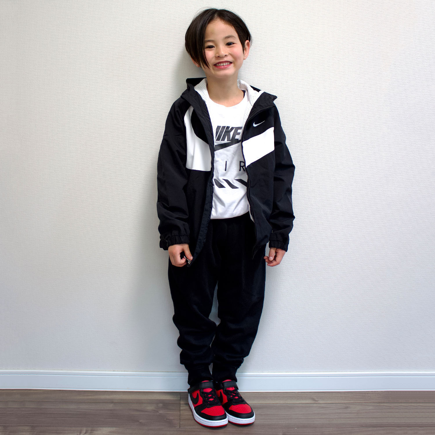 NIKE ナイキ キッズ ウィンドブレーカー 130-160cm 子供服