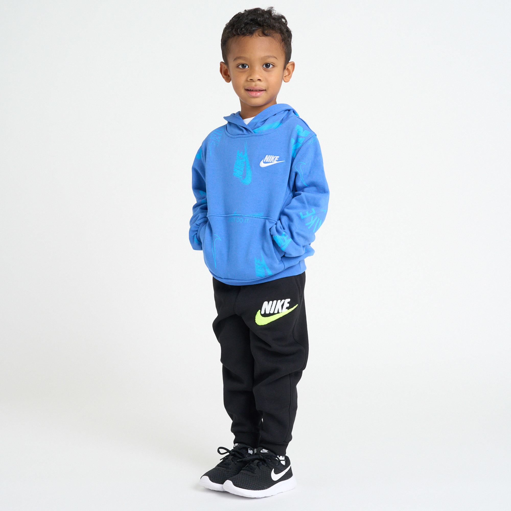 Nike（ナイキ）｜キッズ(105-120cm) トレーナー/パーカー NIKE(ナイキ