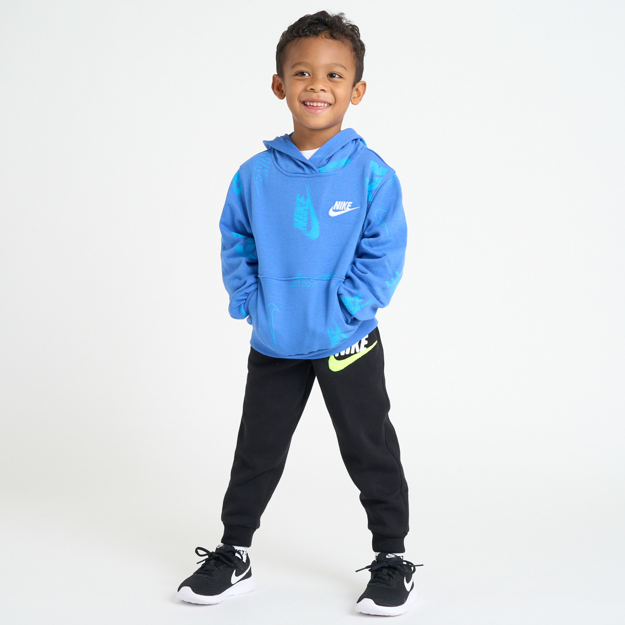 Nike（ナイキ）｜キッズ(105-120cm) トレーナー/パーカー NIKE(ナイキ