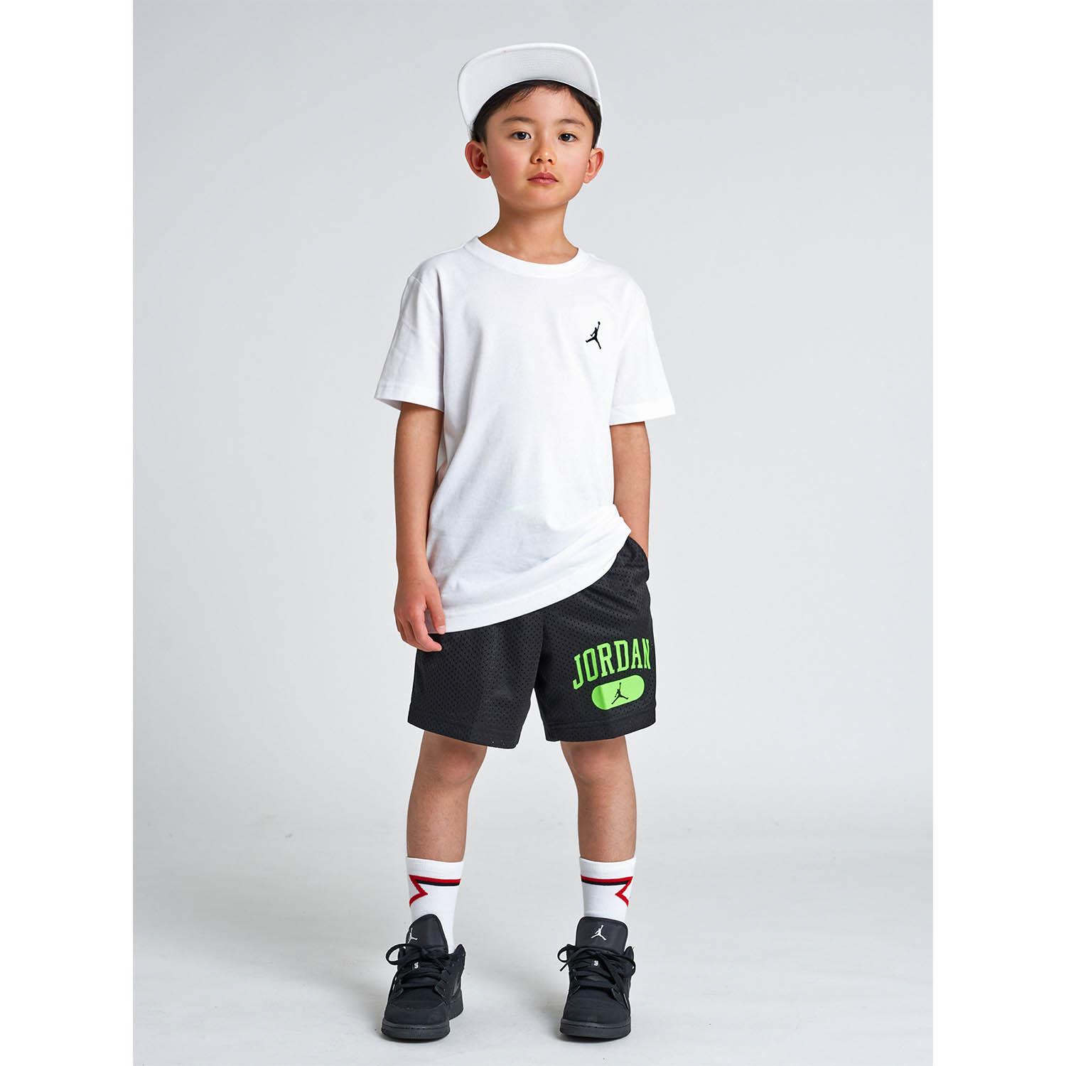 国内配送【Jordan】ジョーダンロゴ入りショートパンツ ジョーダン（JORDAN）（メンズ、レディース）バスケットボール