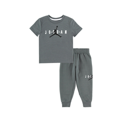 Nike(ナイキ)｜Tシャツ、ワンピース、トレーナー/パーカー
